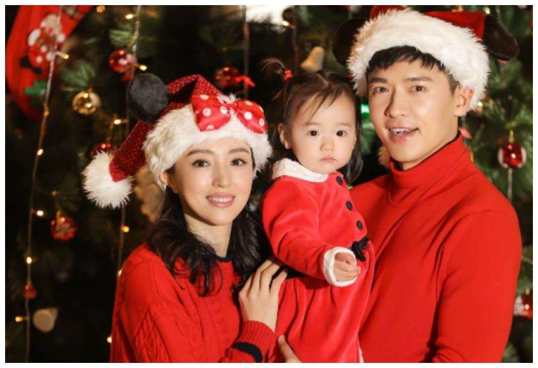 董璇高云翔离婚了没,董璇与高云翔离婚后现身活动