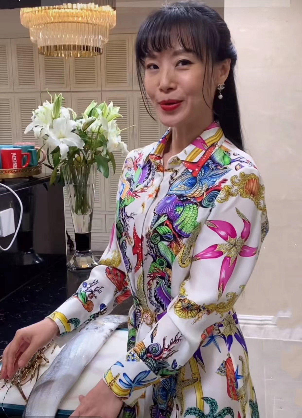 cici888跟赌王三太什么关系,cici是赌王三太陈婉珍的护士吗