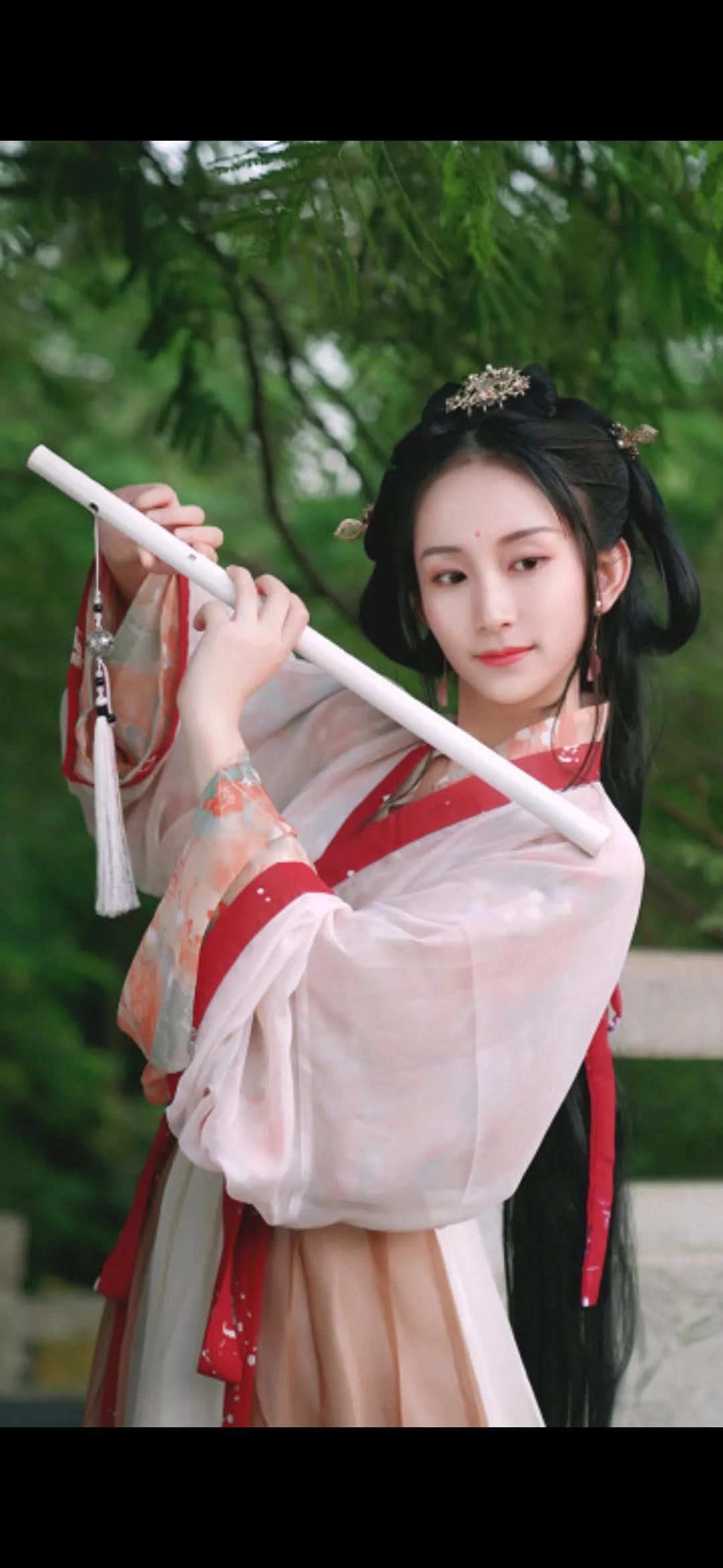 路遥知马力日久见人心,日久见人心路遥知马力是谁说的