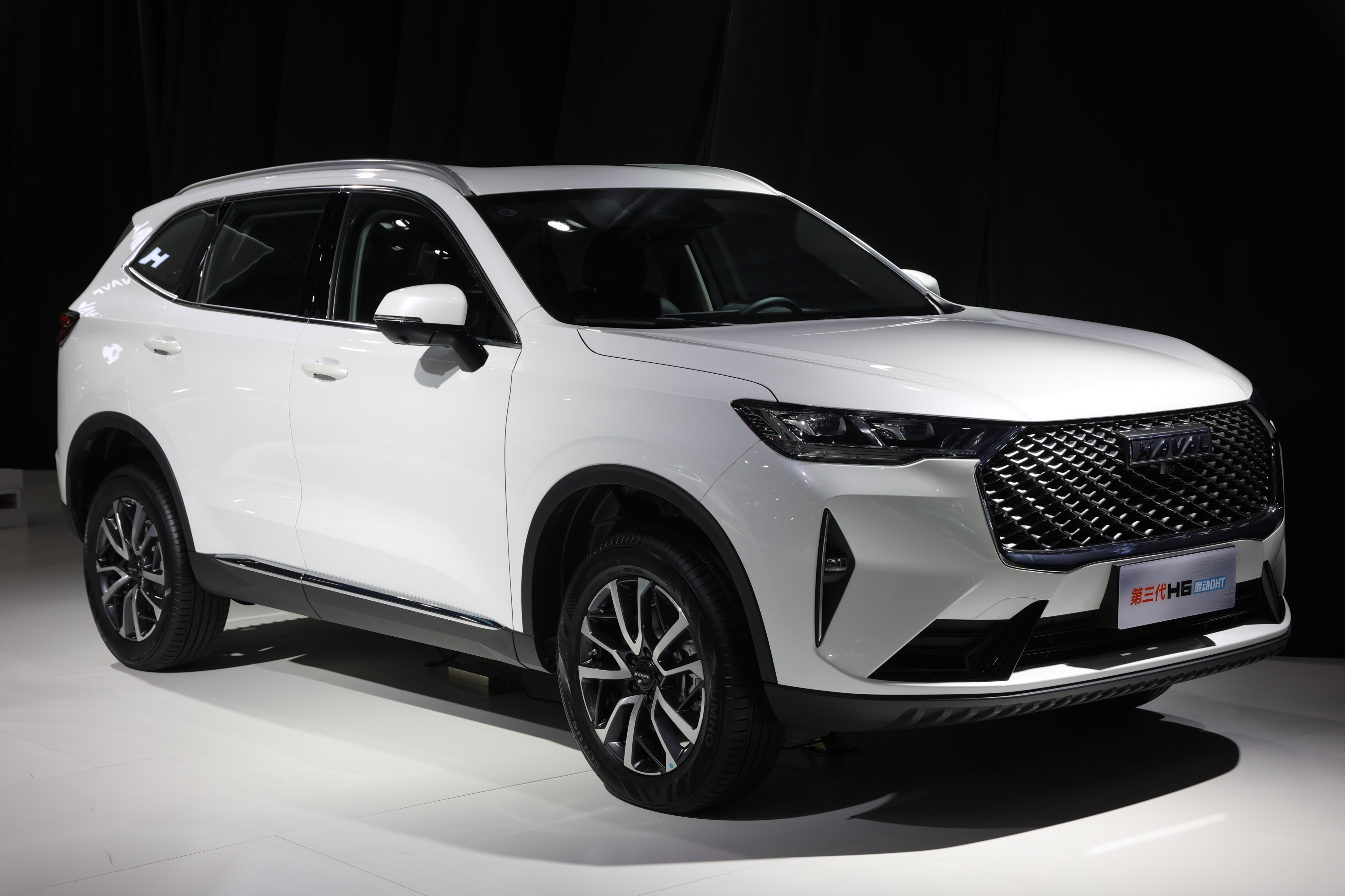 长城汽车全新概念车潮派,长城汽车惊艳上海车展