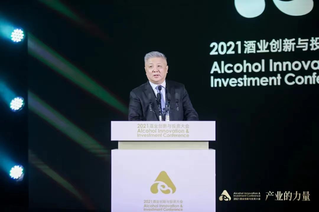 被酒业“包围”的春晚，可能意味着中国酒业“新黄金十年”到来，你接得住吗？