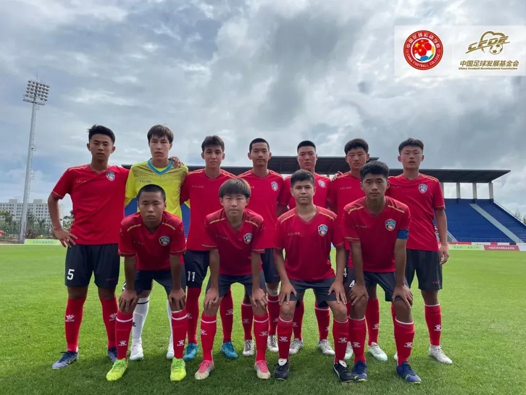 少年无畏逐梦绿茵（张嘉宁足球小将专辑报道篇）