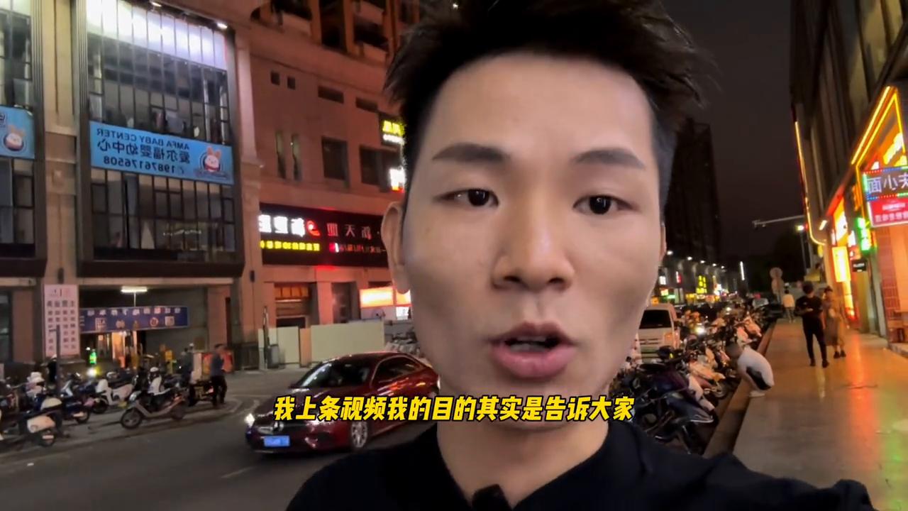 头皮被大面积烧伤还可以修复吗,女子在理发店做头皮被烧伤