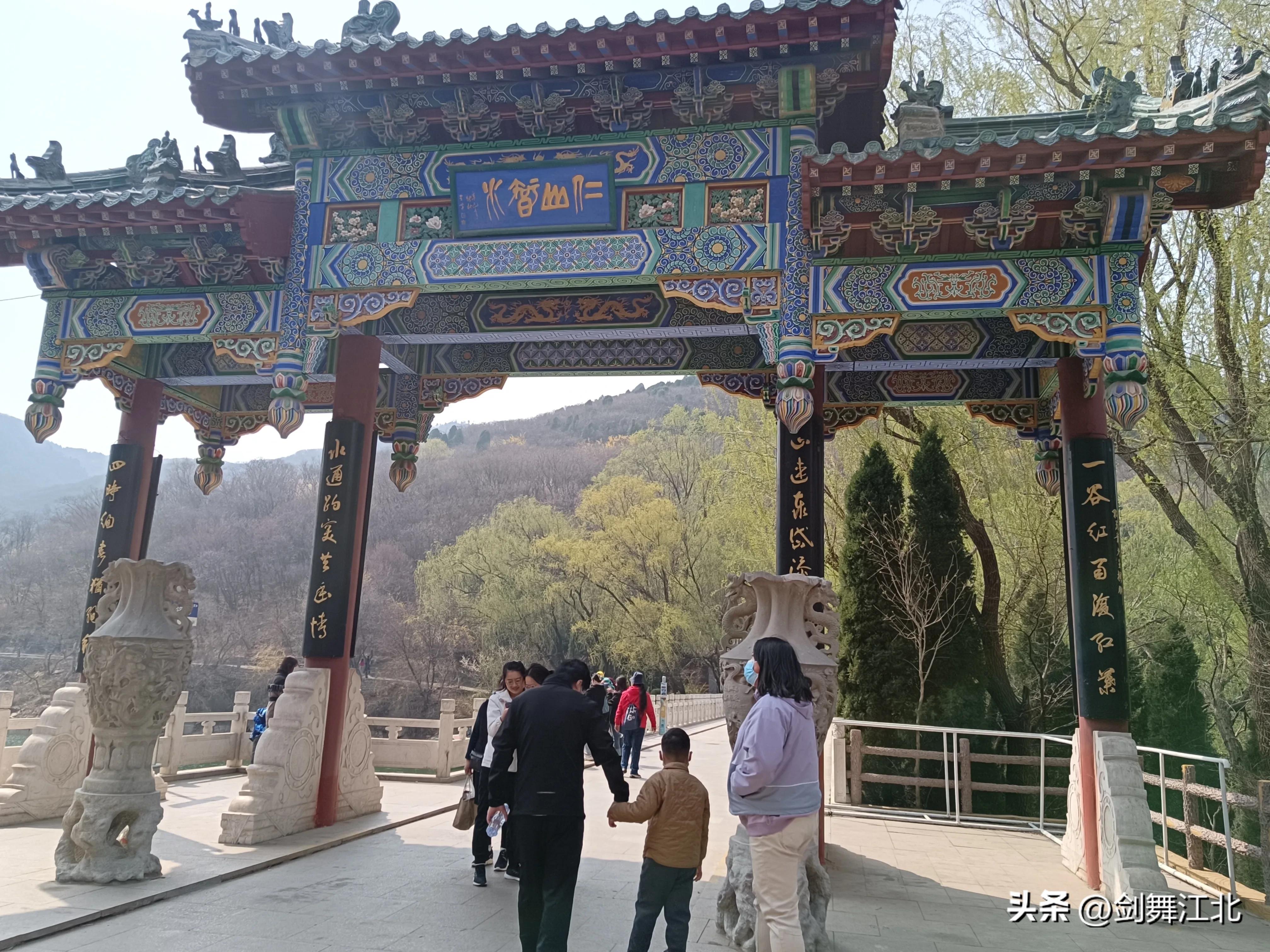 济南红叶谷春游,济南红叶谷赏花时间