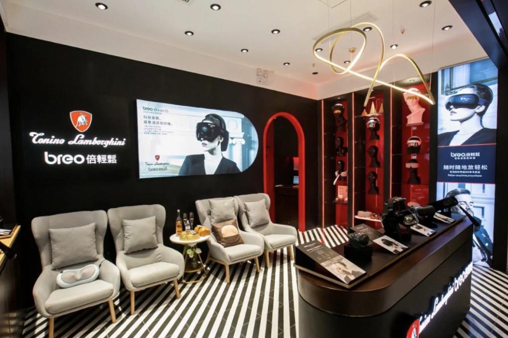 跨界品牌合作经典案例,经典品牌跨界开店