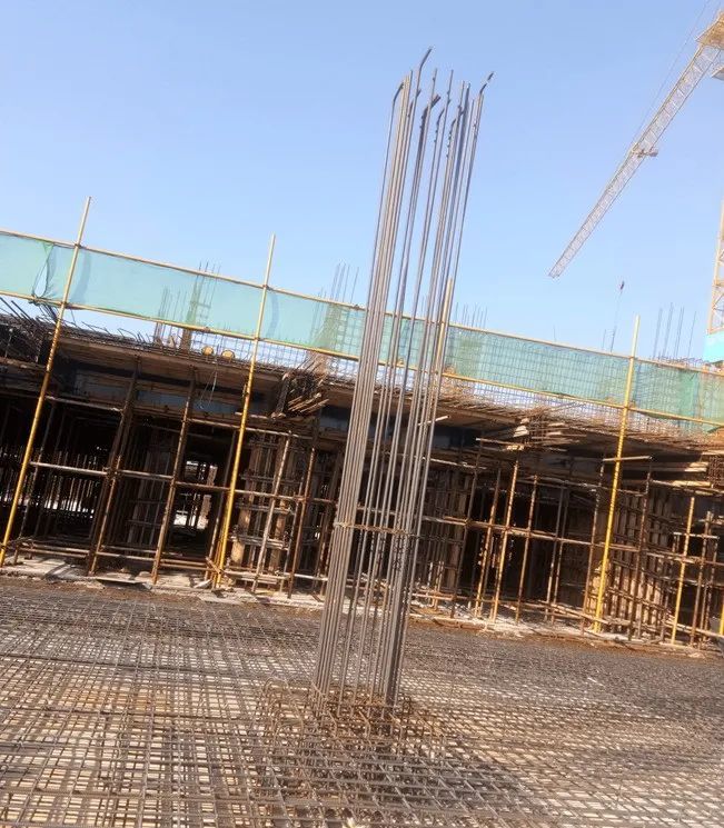 建筑施工图中钢筋的长度如何度量,建筑施工图中钢筋的标注