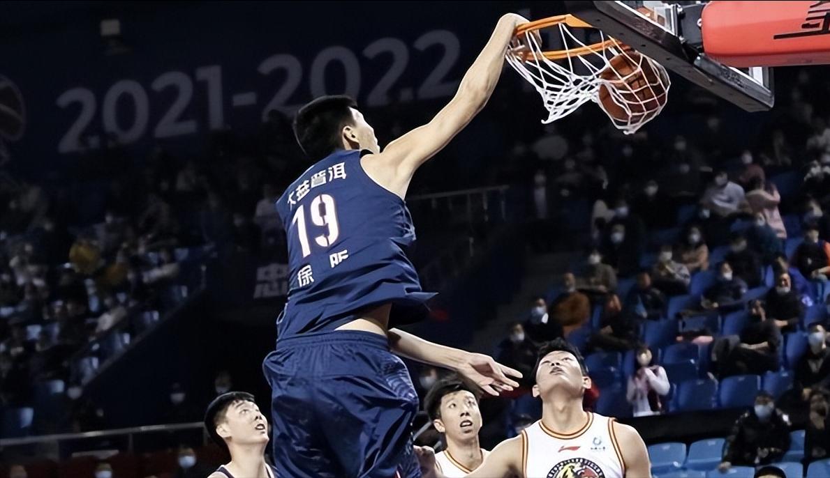 cba辽宁队中锋韩德君身高多少,cba现役十大中锋排名