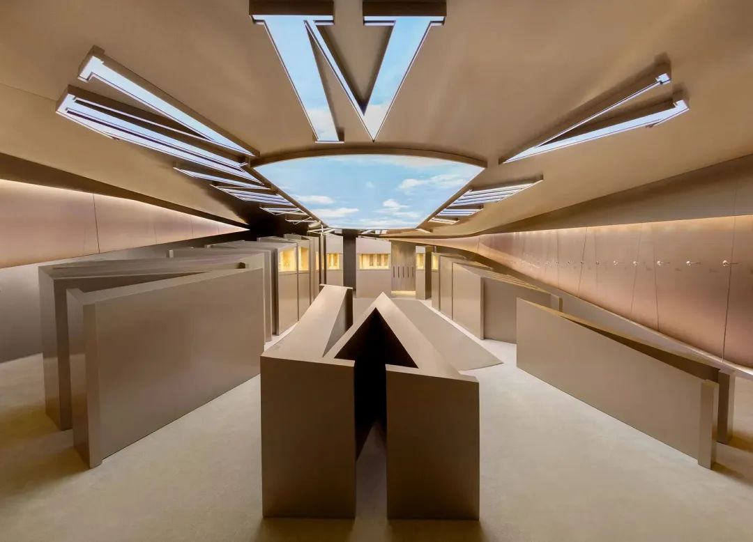 卡地亚六边形手表,卡地亚钟表界的六边形战士