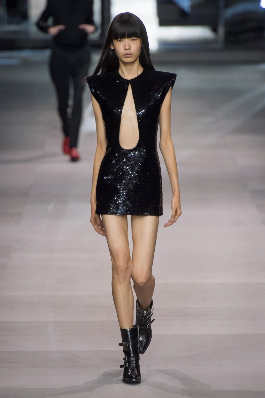 lisa和celine的穿搭风格,celine和lisa要到期了吗