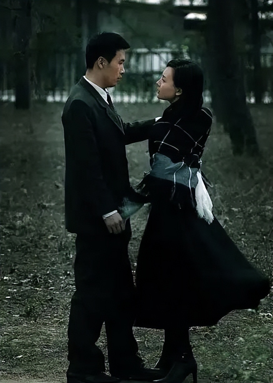 口碑最好潜伏的谍战剧15部,十部熬夜必看谍战剧潜伏第一名