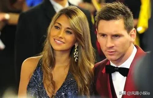 梅西年轻正面纹身图像,安东内拉和梅西的皇冠纹身