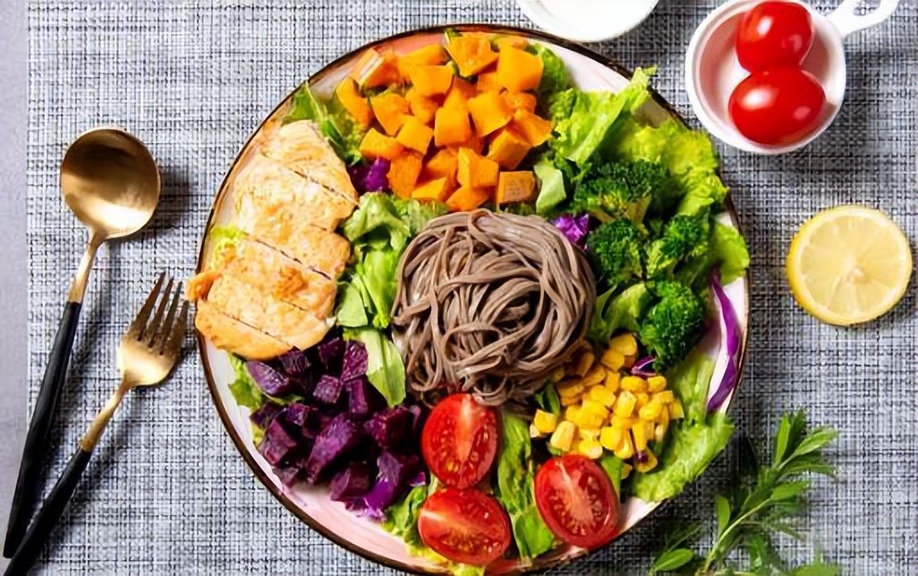 节食减肥大姨妈来了怎么办,减肥减到大姨妈不停怎么办