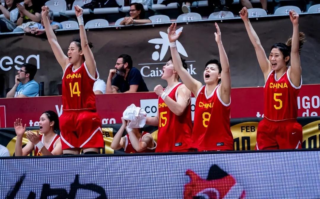 李梦换球衣风波,李梦改过自新了吗