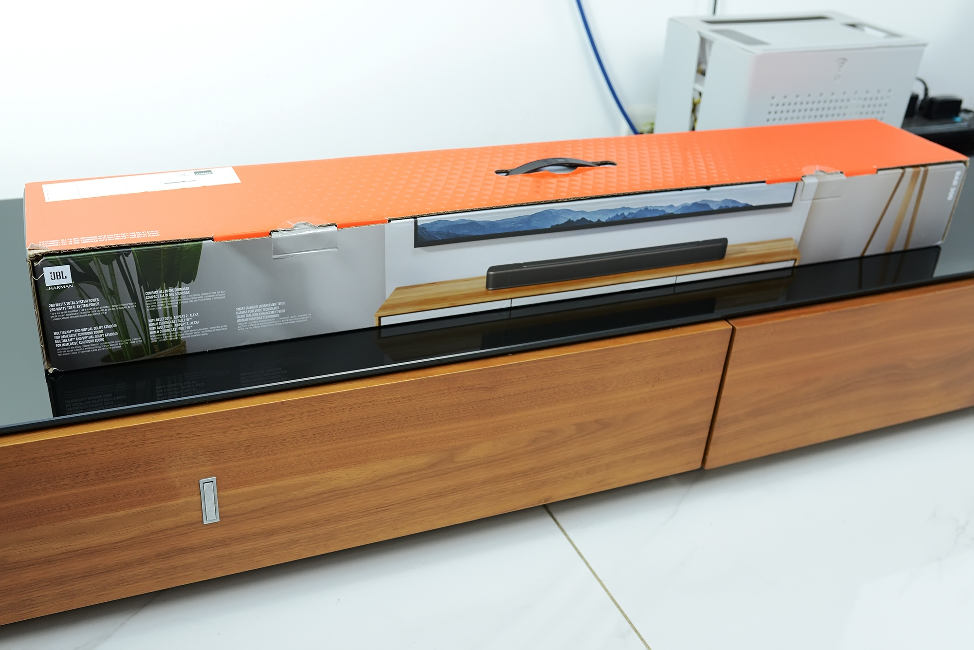 绕开所有坑:“*法大**威武”!但用脚投票,回音壁我选了JBL