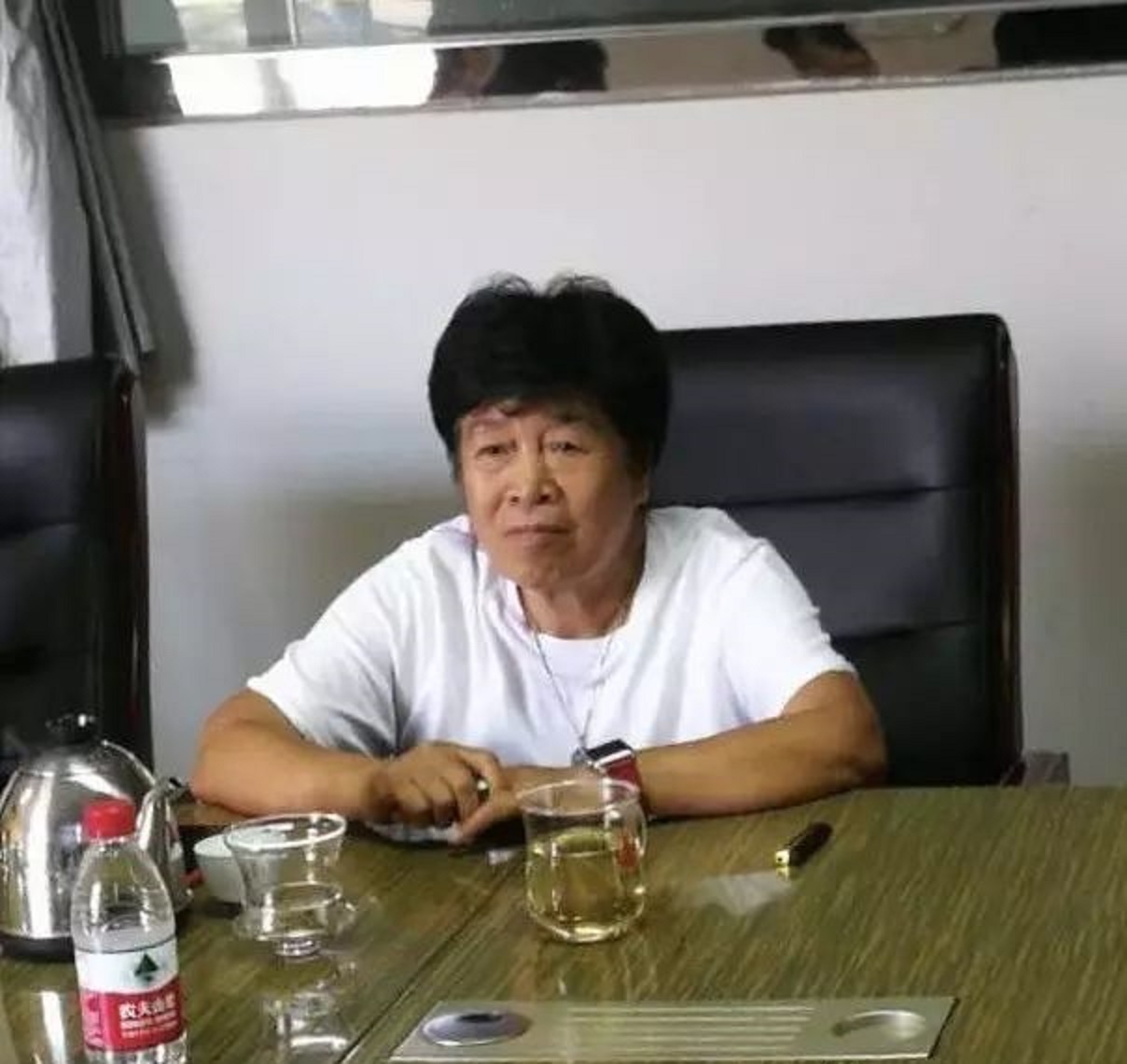 唐山第4匹“大黑马”：年仅19岁，坐拥9家企业，年入345.45亿