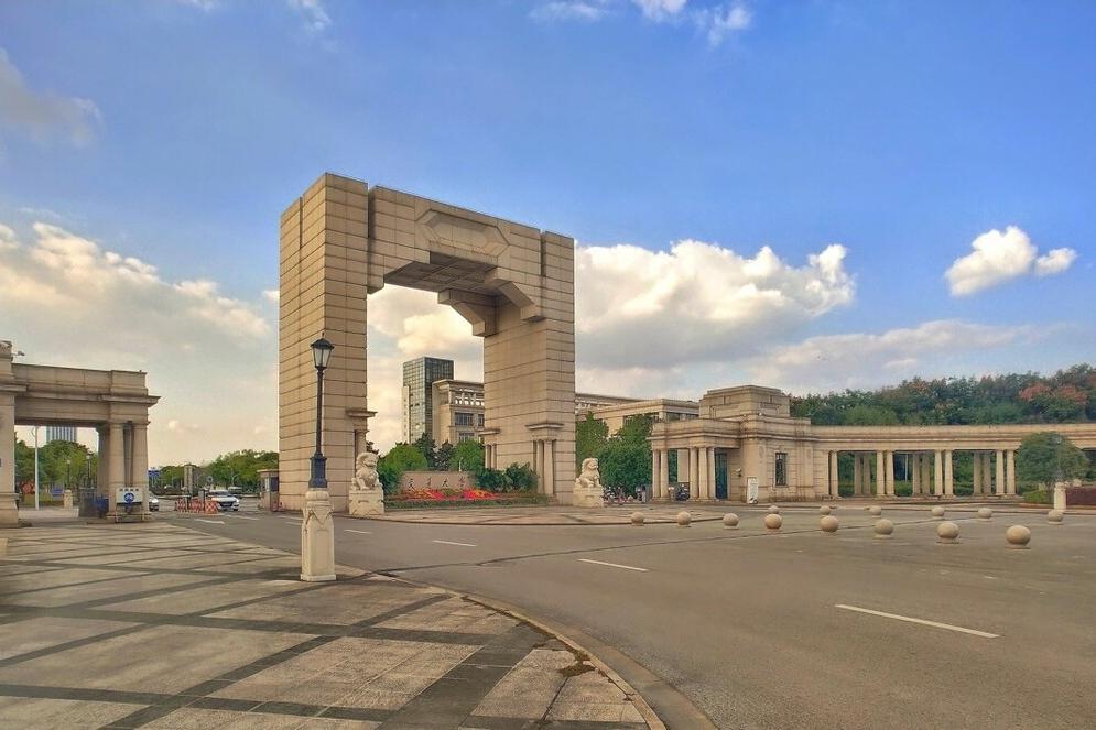 上海艺术学院有哪些专业适合女生,上海市哪几所大学有艺术专业