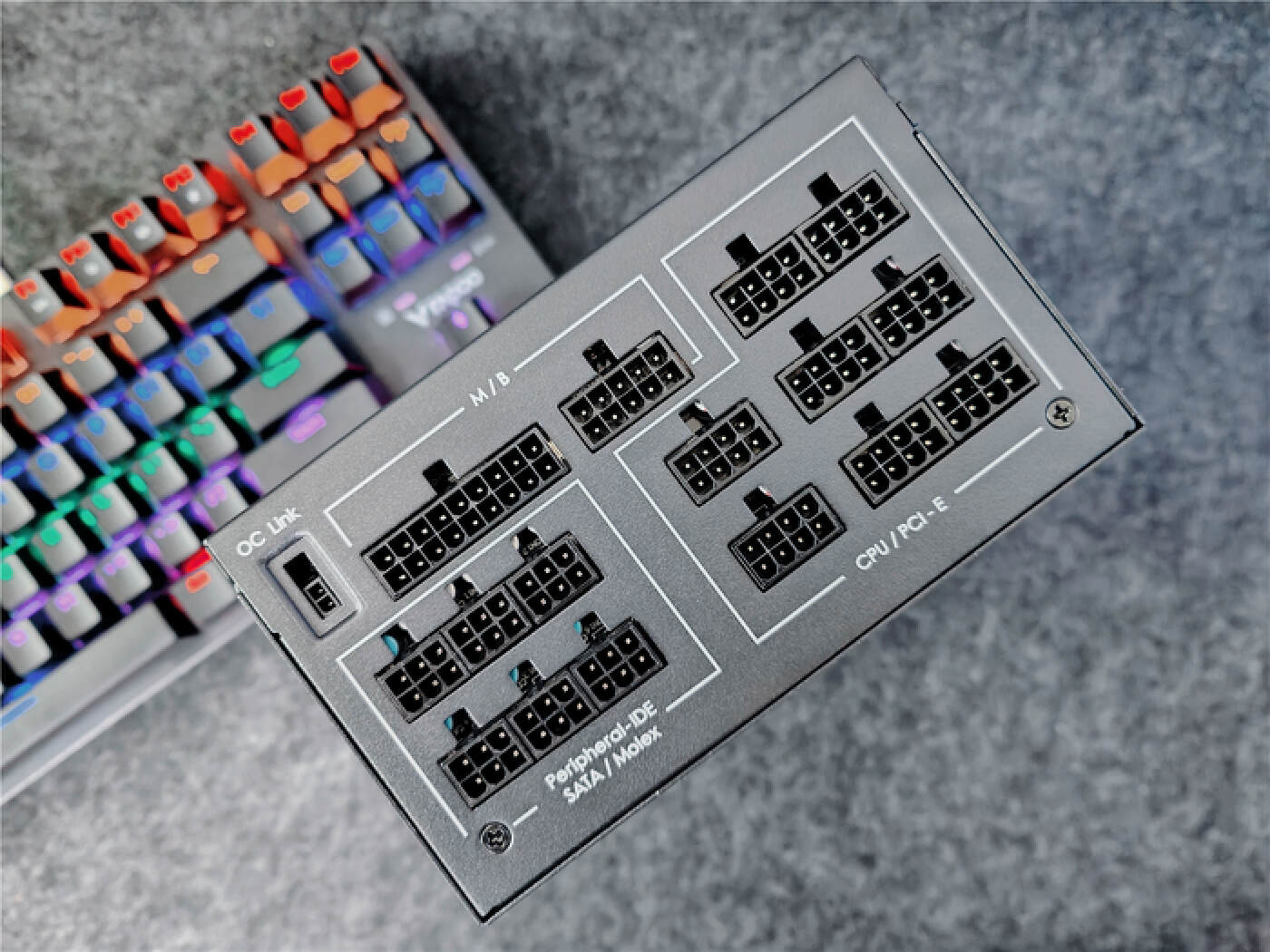 安钛克金牌全模组750w拆解,安钛克白金电源