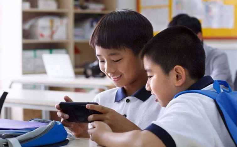 让孩子学习自律家长该怎样做,怎样把孩子培养成一个自律的人