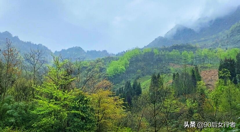 雨天徒步十里长山凹,走进大自然翻山越岭户外徒步