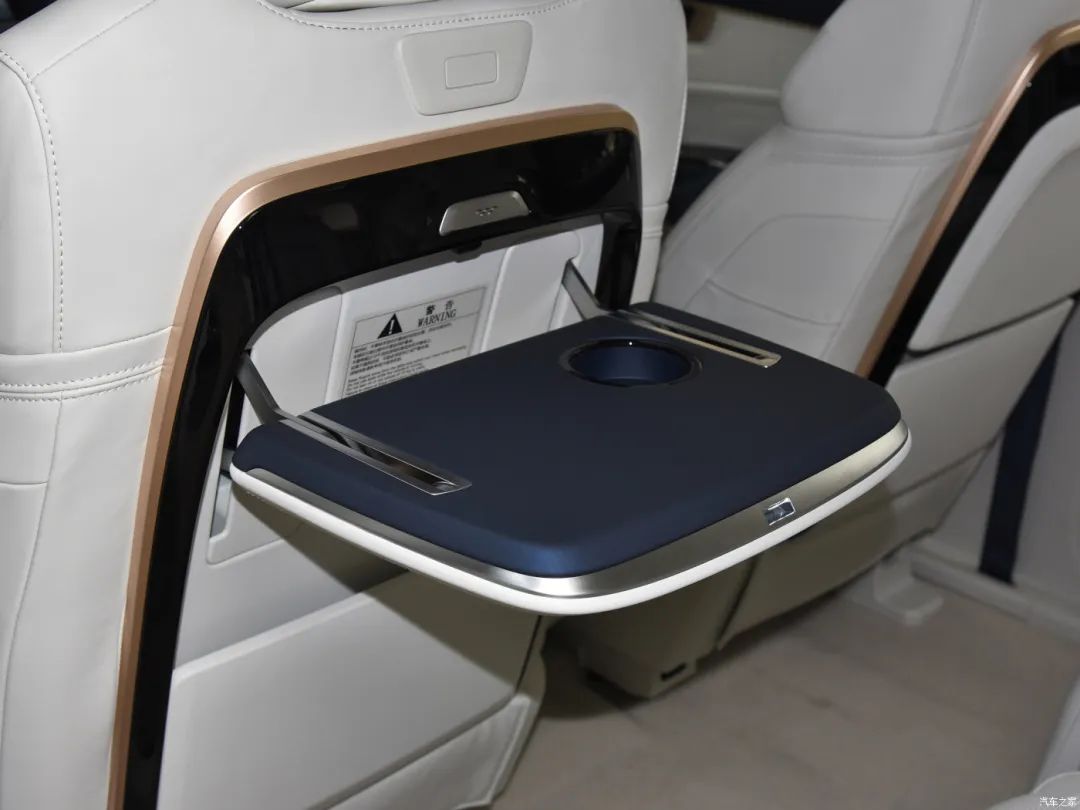 凯捷：最便宜混动MPV?小桌板+腿托，体型与奥德赛相当，却便宜10万？