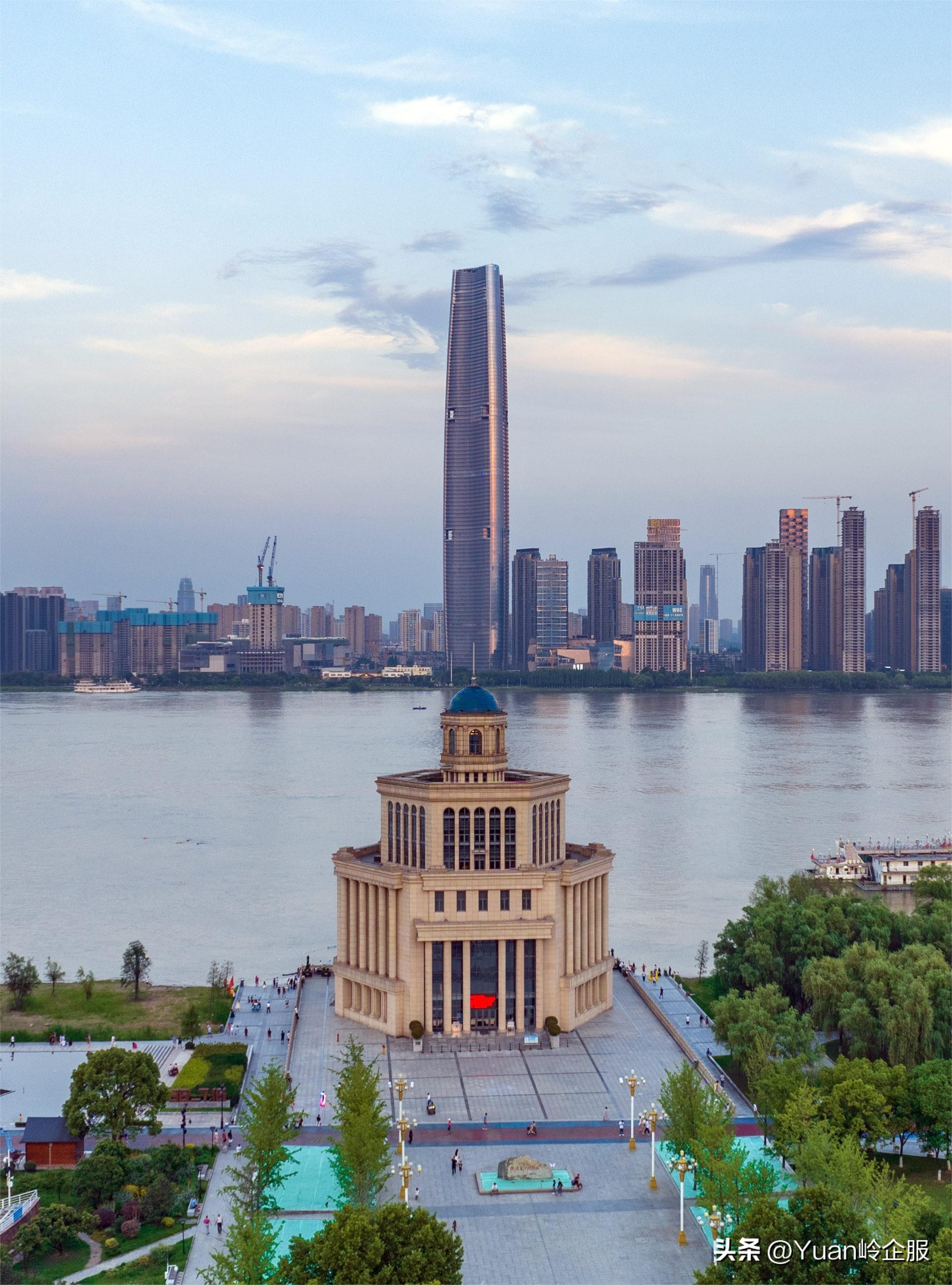 Yuan岭:在武汉,上班一族能拿到的3.55%信贷,且贷且珍惜