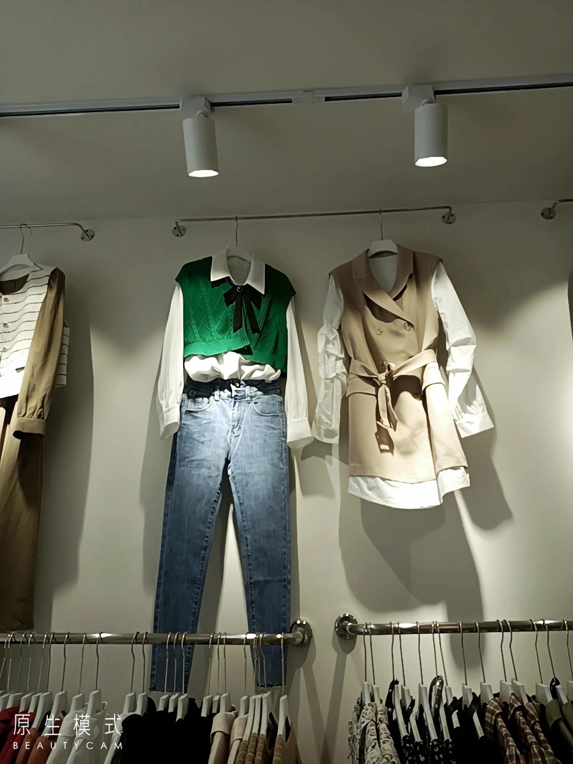 在乡镇开一个什么店好,乡镇开两元店和多元店生意怎么样