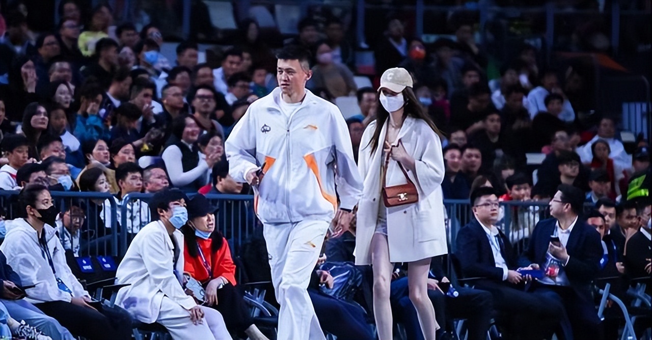 cba太太团抢戏颜值耐打,cba惊艳美女