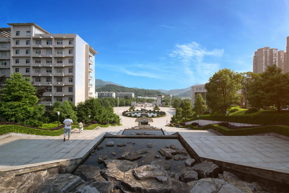 湖南财政经济学院以前是专科吗,湖南财政经济学院最新消息