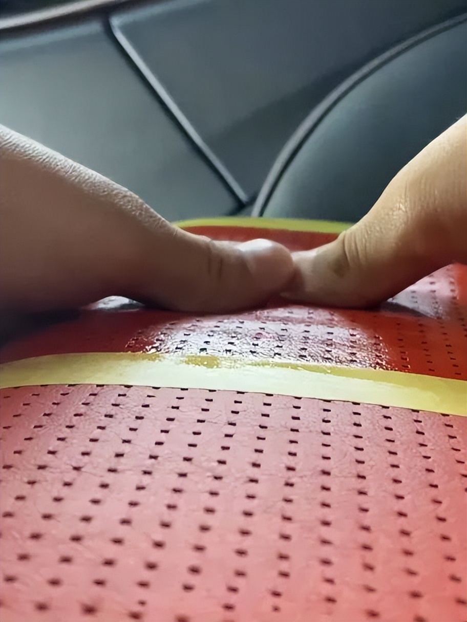 有什么好办法修补汽车硬塑料,怎么修补汽车真皮