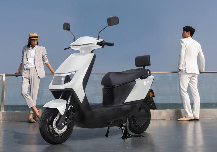 爱玛凌锋3599,爱玛电动车2699续航80公里