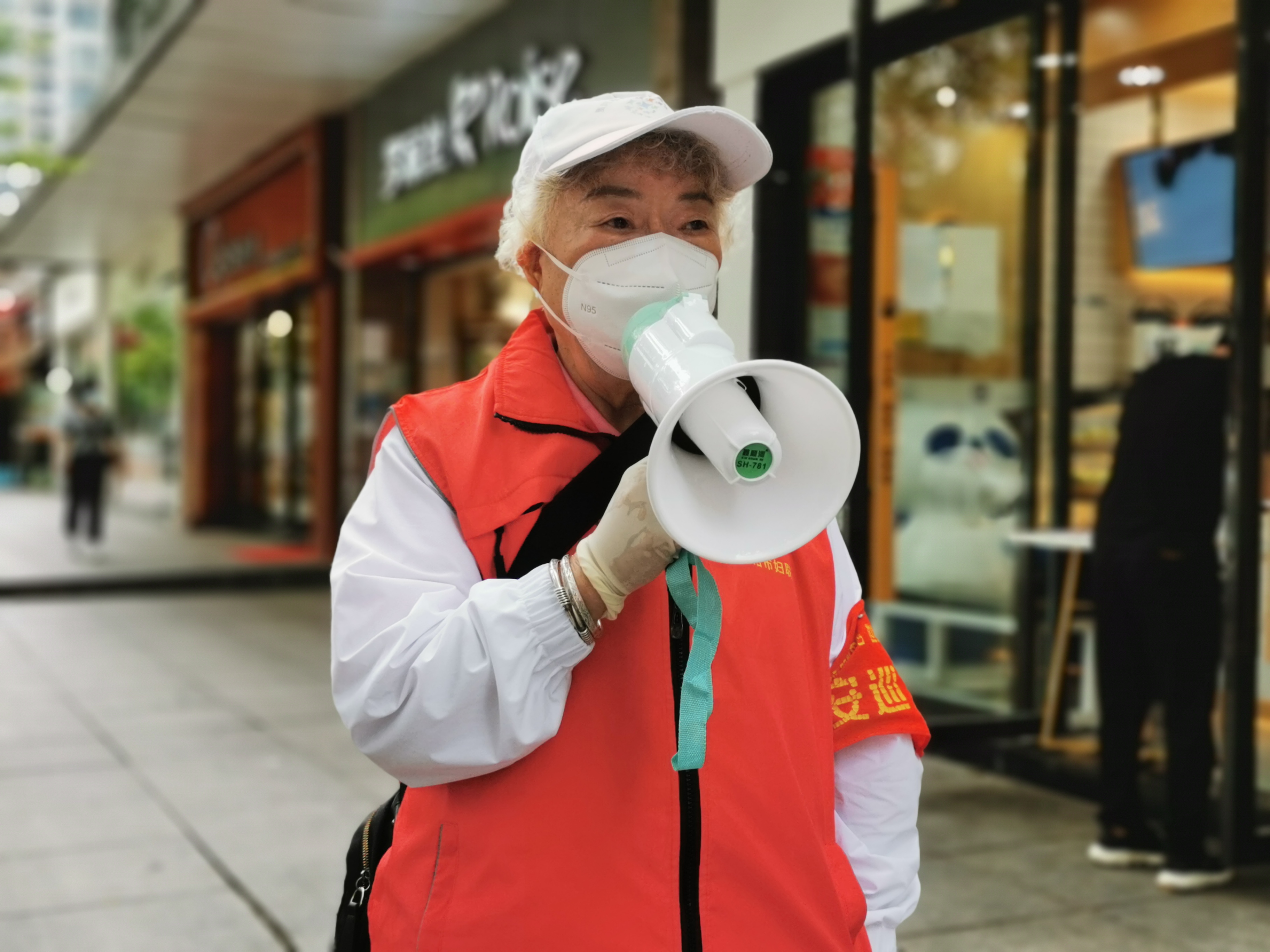 巾帼志愿者撑起疫线半边天,水北镇巾帼志愿者服务抗疫一线