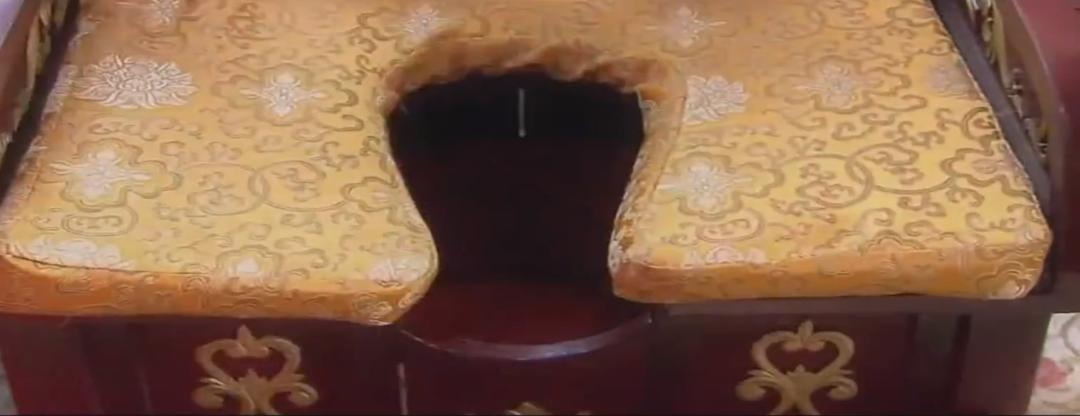 宋太祖青花瓷马桶,皇帝黄金马桶