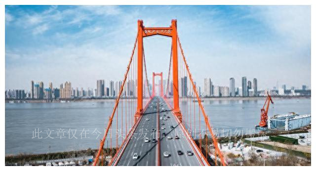 在武汉平民靠什么收入,在武汉月入8000是什么水平