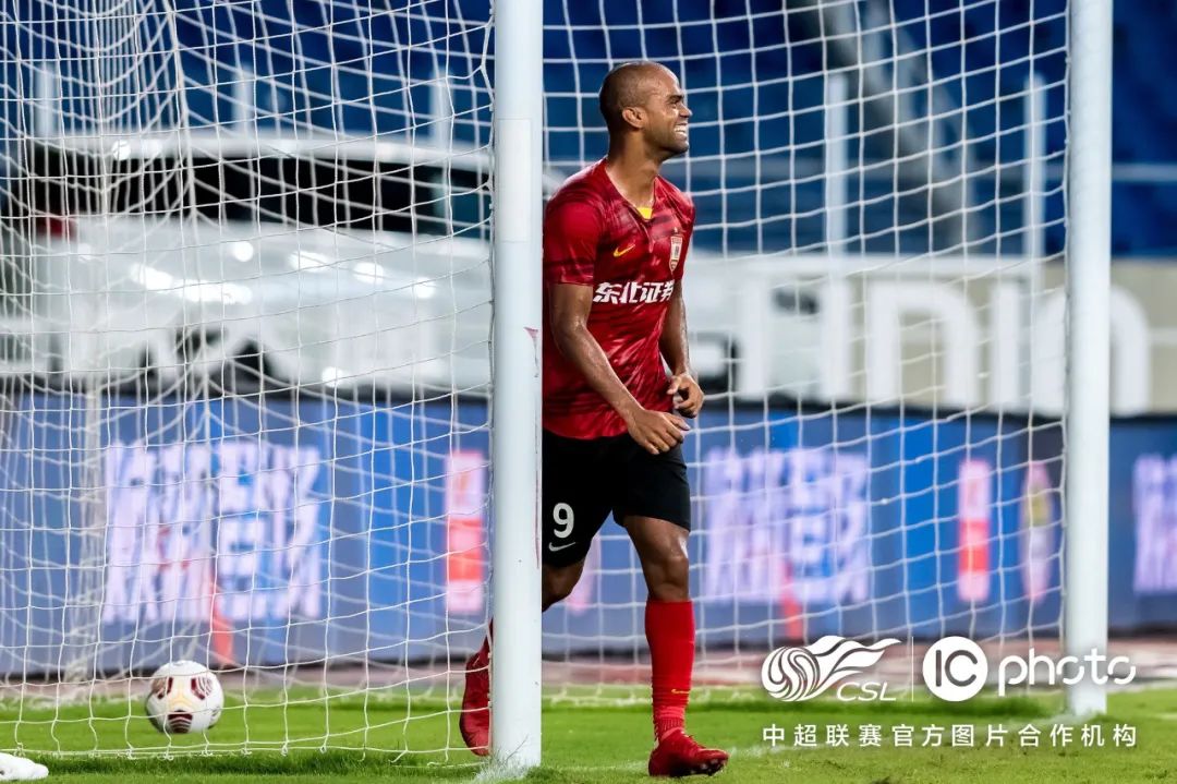 亚泰球迷祝福图片,长春亚泰足球队祝贺词