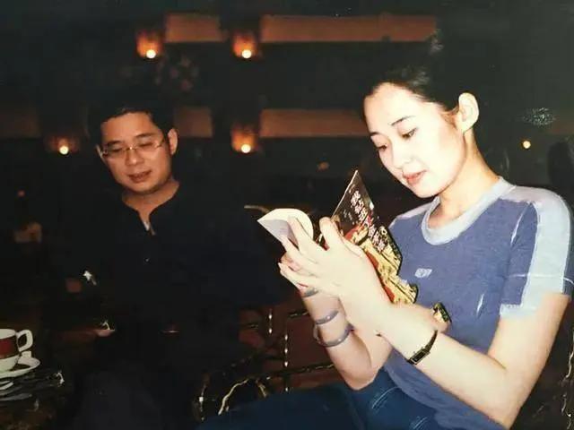 许晴和王志文谈过恋情,许晴曾经有多爱王志文