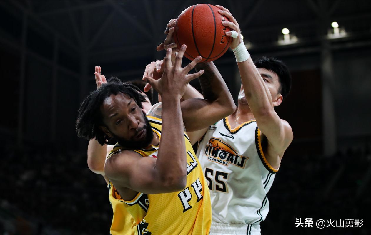 2017-2018cba总决赛辽宁vs广厦g3,辽宁男篮逆转胜广厦仅用5分半