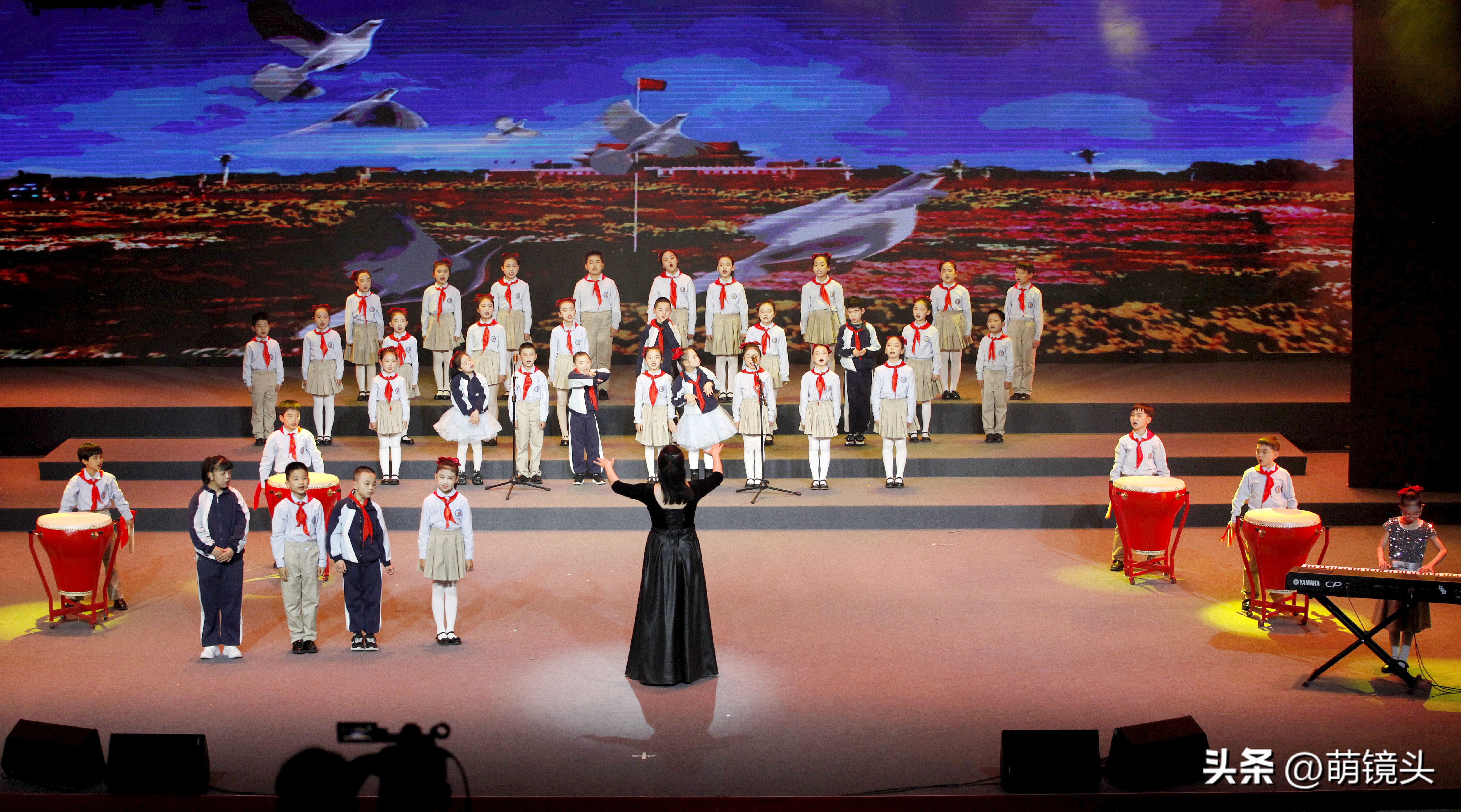 “特奥万里行我们都是好朋友·融合艺术汇”演出活动在西安举行