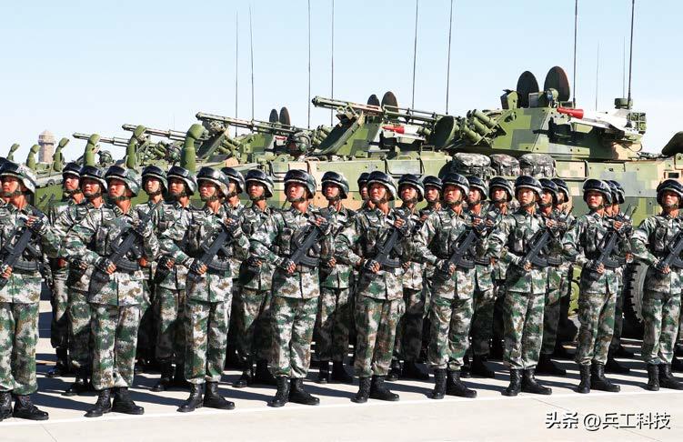 雪豹轮式步兵战车,解放军陆军轮式步战车型号