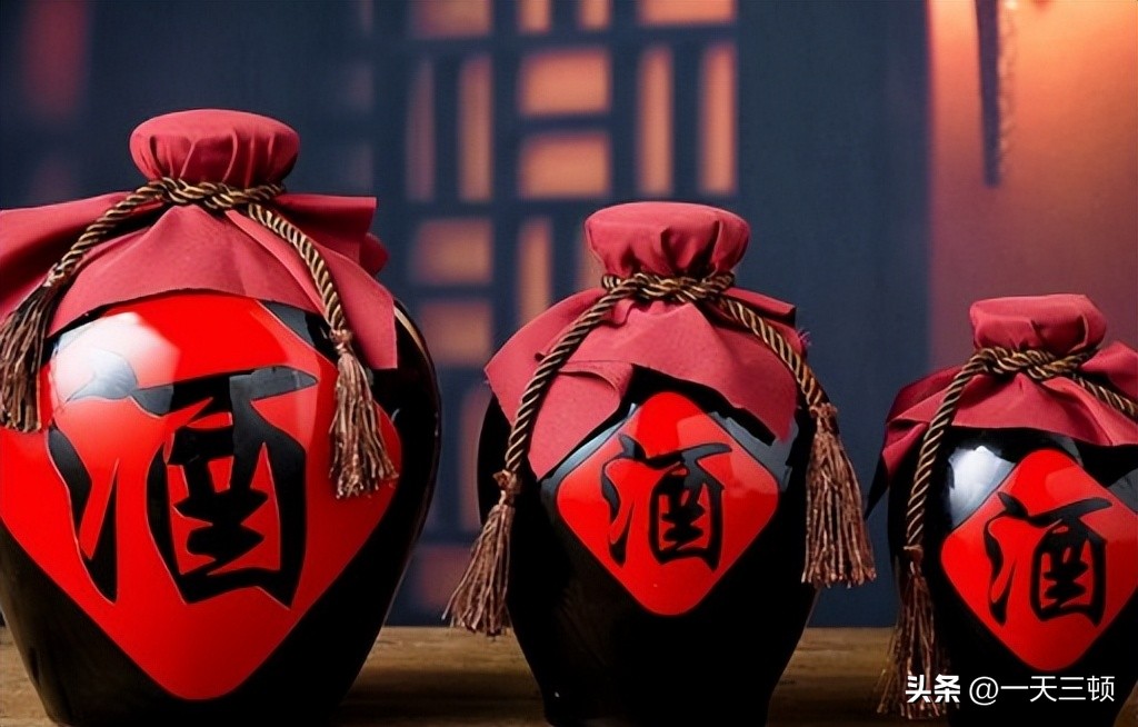 为什么国外人都喜欢喝中国白酒,为什么伏特加比白酒好喝得多