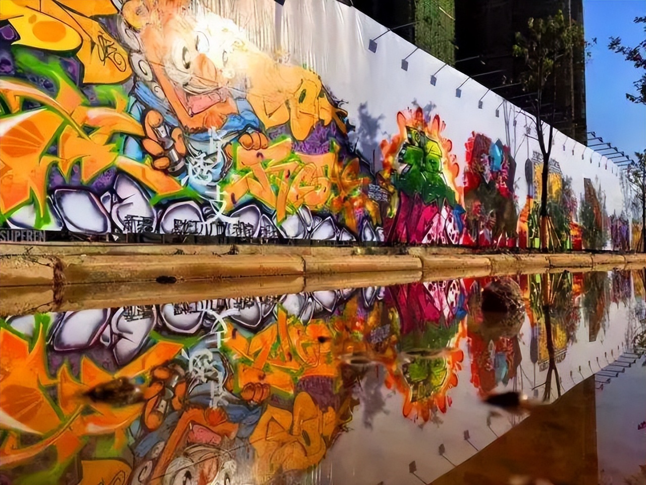 围挡广告要些什么信息,围挡是设计费还是广告费