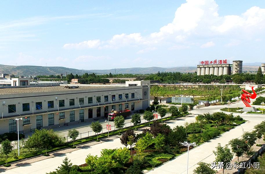 西凤酒和老西凤的差别,西凤酒海窖龄和西凤酒有什么差别