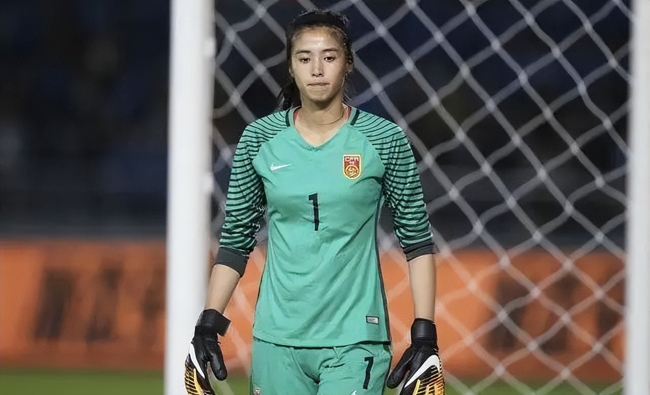 女足最美门将赵丽娜,女足守门员赵丽娜身高多少