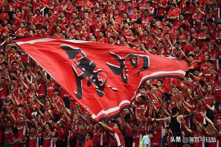 许家印和恒大王朝,许家印马云玩足球