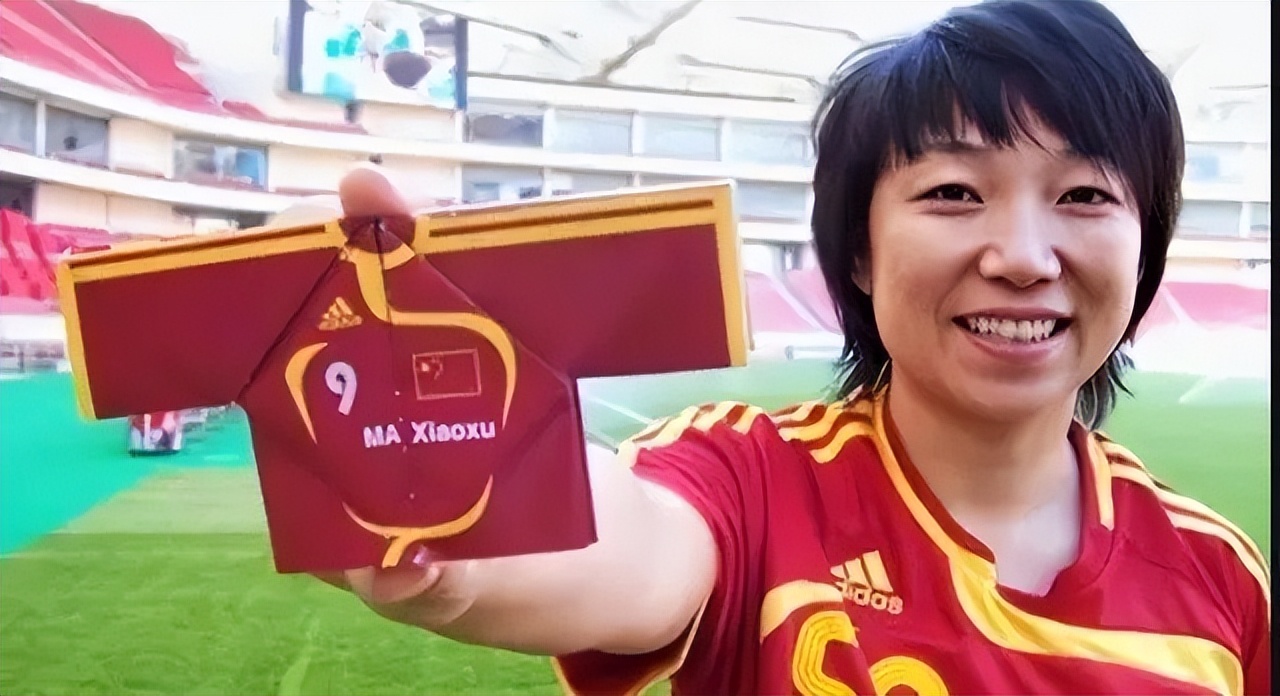 铿锵玫瑰孙雯：带伤书写女足辉煌，退役后担任中国足协副主席