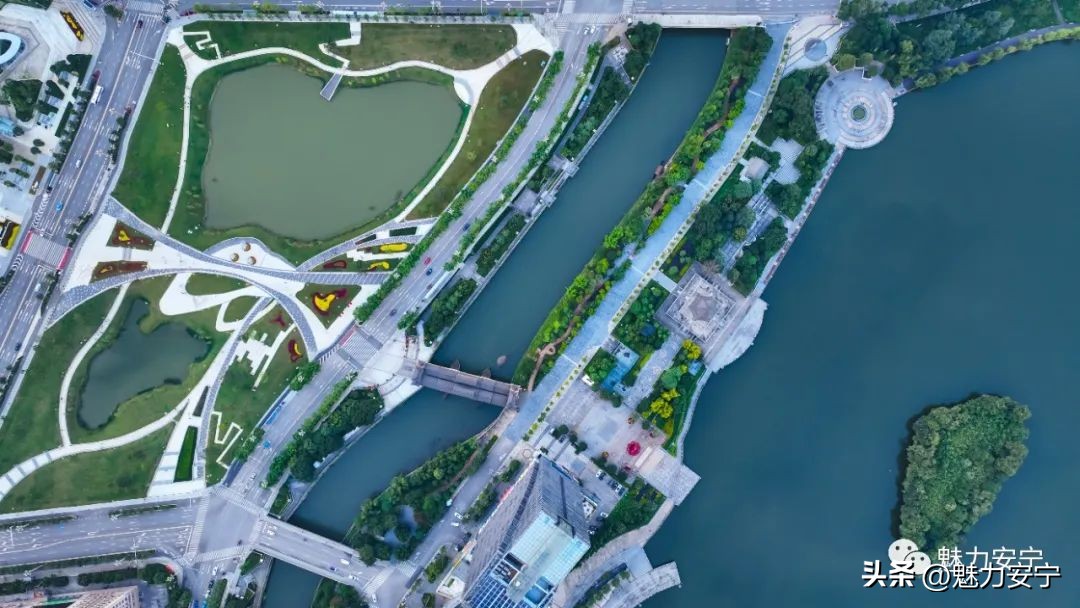 鐖变笂杩欒瘲鎰忕殑鐢熸椿,鐖变笂杩欒瘲鎯呯敾鎰忕殑鐢熸椿