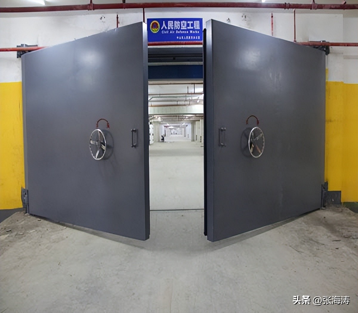 动迁小区的地下车位归属,拆迁户小区地下停车位产权归属