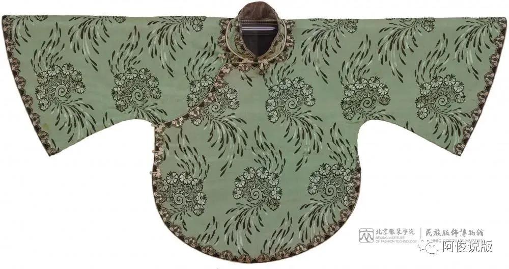 特殊汉族群体及服饰,清汉女和旗女服饰区别