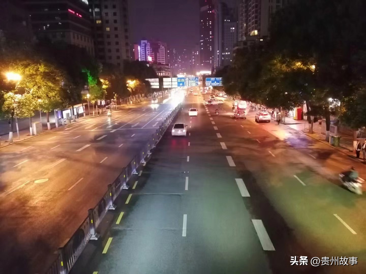 创业路上很艰辛坚守信念,创业路上坚守本心