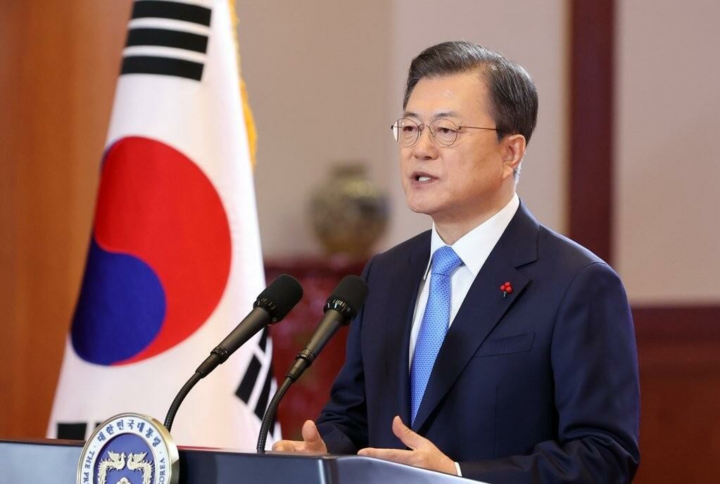 文在寅韩国军事,韩媒报道文在寅参加中日韩会议