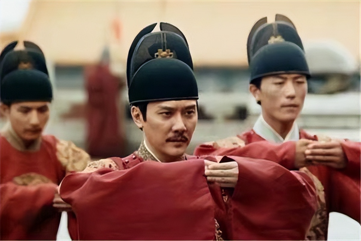 山河月明八位老戏骨同台飙戏演技,山河月明开播还得靠老戏骨撑门面